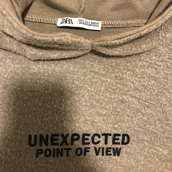 Zara Oversized Graphic Hoodie - Picture 5 of 5